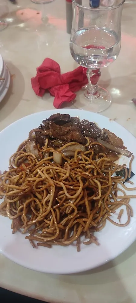 Sushi Nems Nouilles Sautées